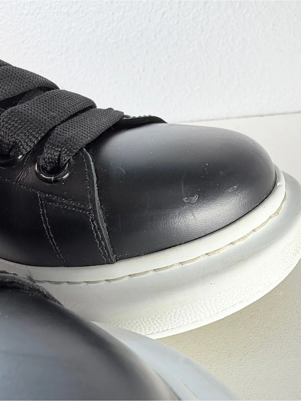 Alexander McQueen Oversized Sneakers Black Leather Mens 6.5 Womens 9